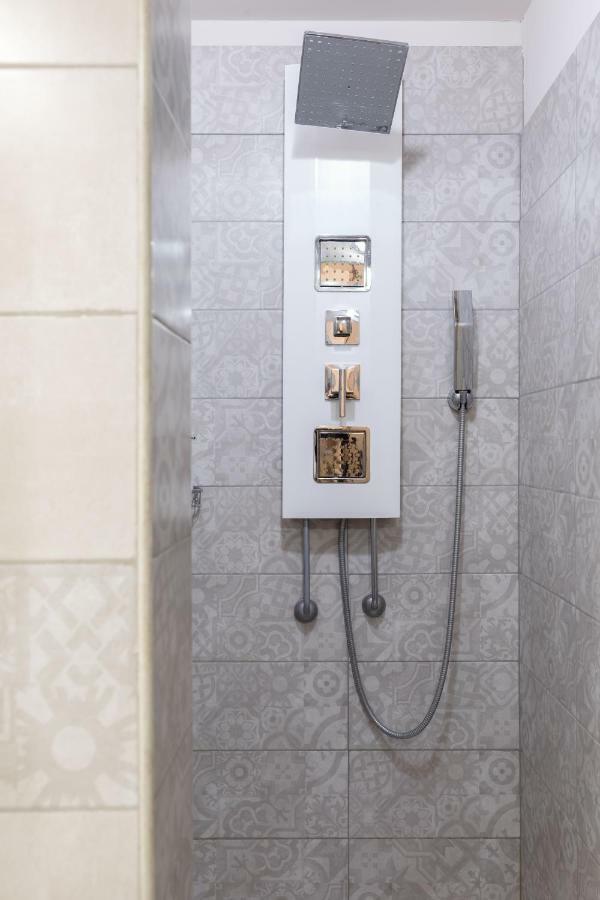 Apartamento La Papessa Del Colosseo *