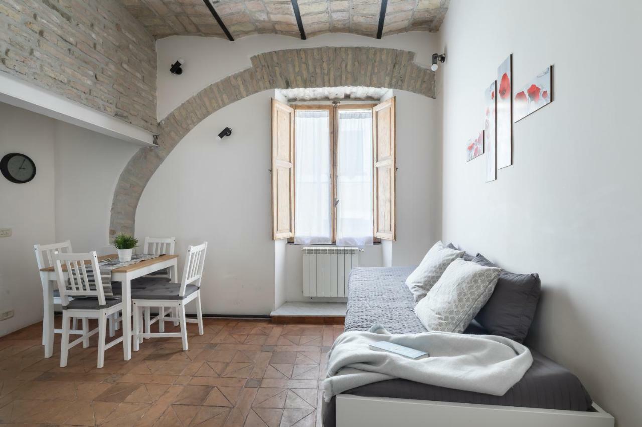 Apartamento La Papessa Del Colosseo *